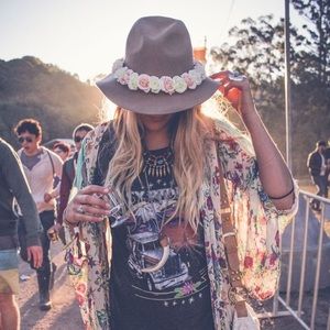 Meet your Posher, Katherine.